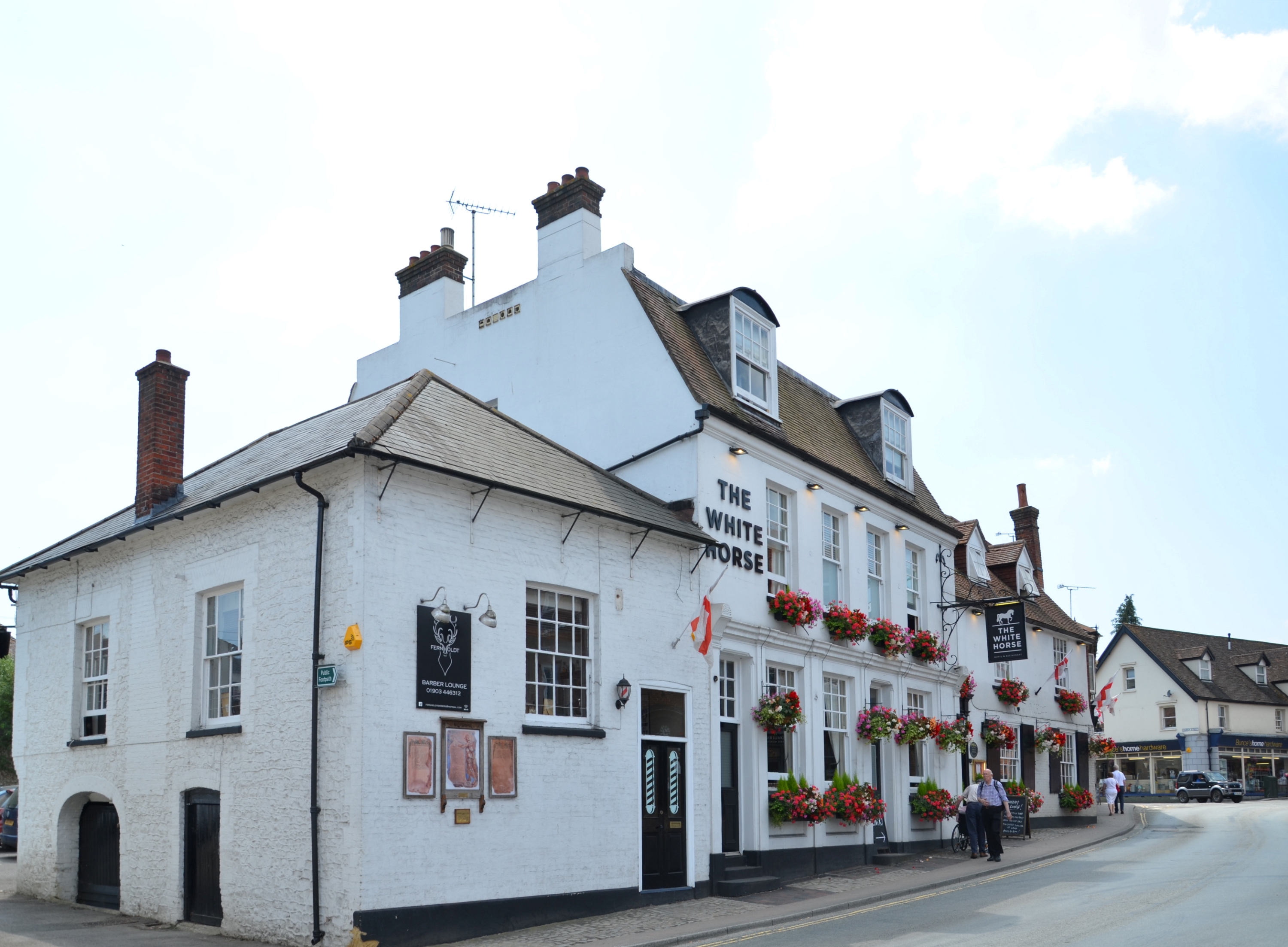 THE OLD MARKET ROOMS THE WHITE HORSE HOTEL Storrington and