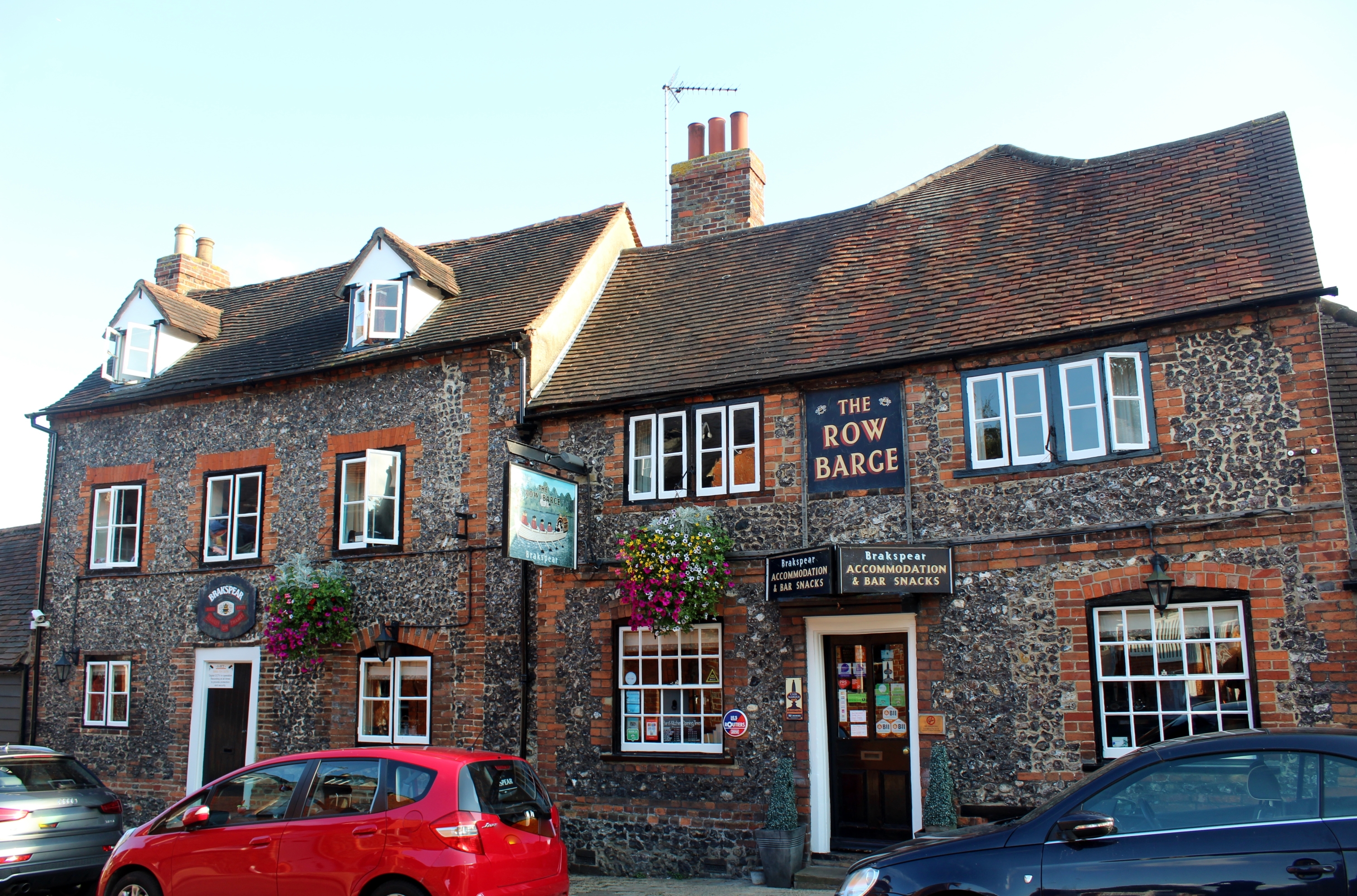 THE ROW BARGE PUBLIC HOUSE Henley on Thames 1047698 Historic