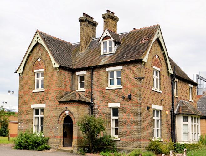 CHRIST CHURCH VICARAGE, Non Civil Parish - 1064219 | Historic England