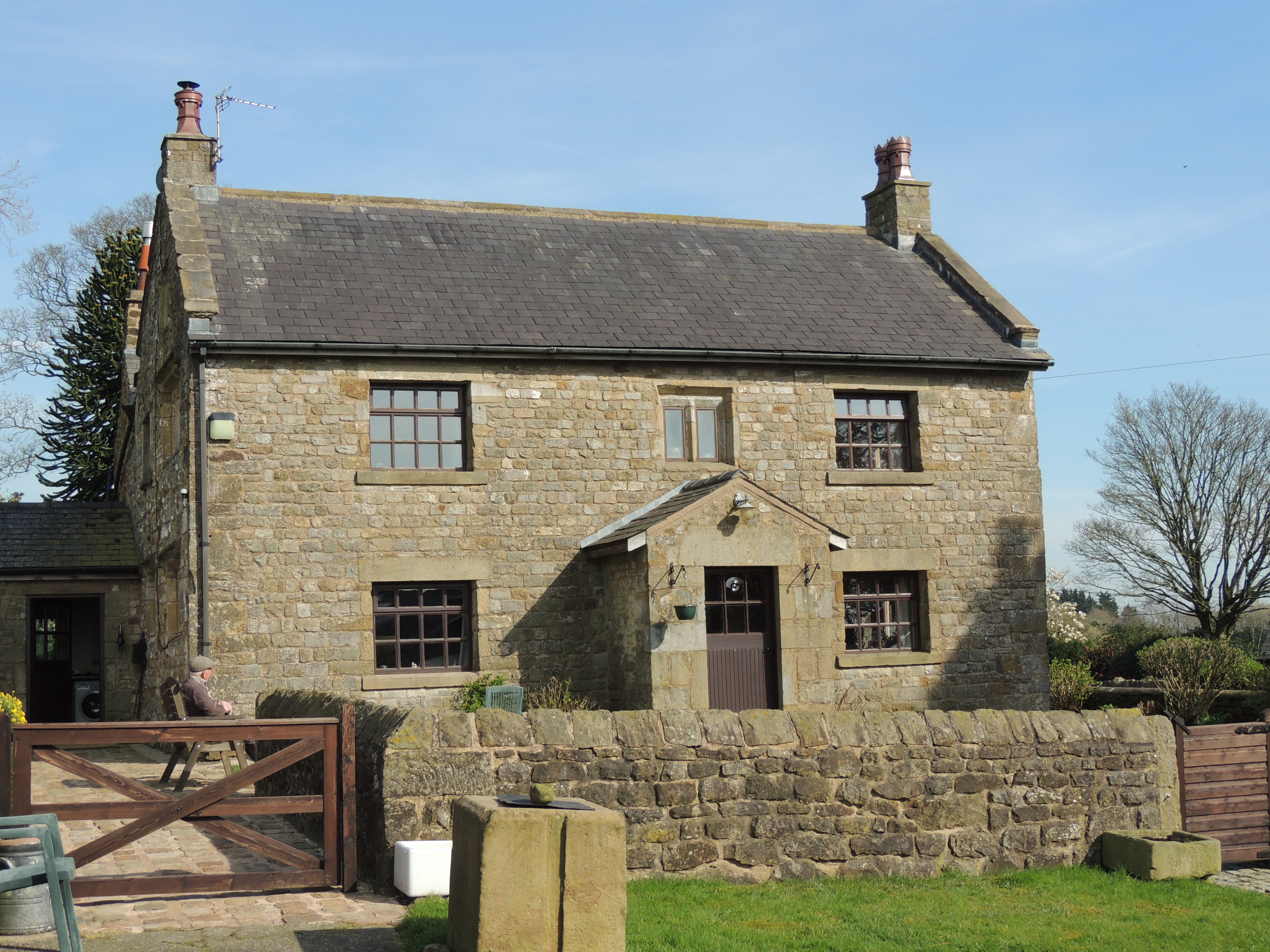 Higher Crombleholme Farmhouse, Whitechapel, Goosnargh. A farmhouse from the 17th century, enlarged in the 18th century.