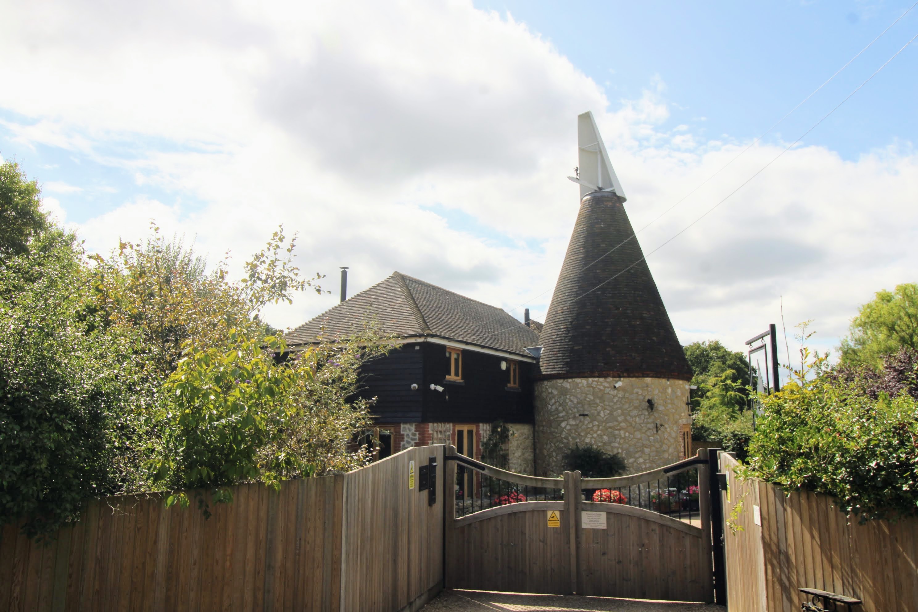 Taken 22/08/2023 from the Northeast.
