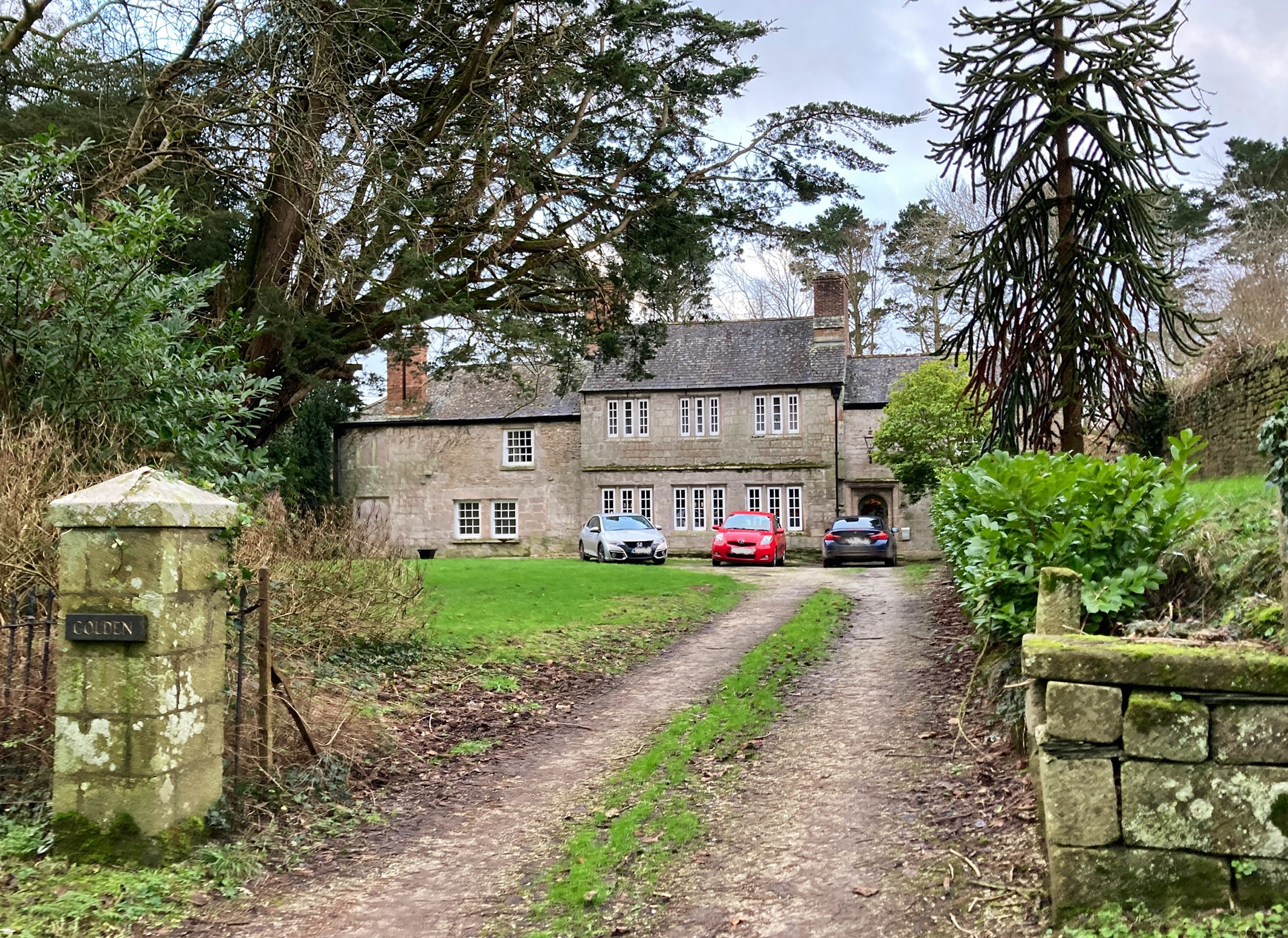 North view of Golden Manor