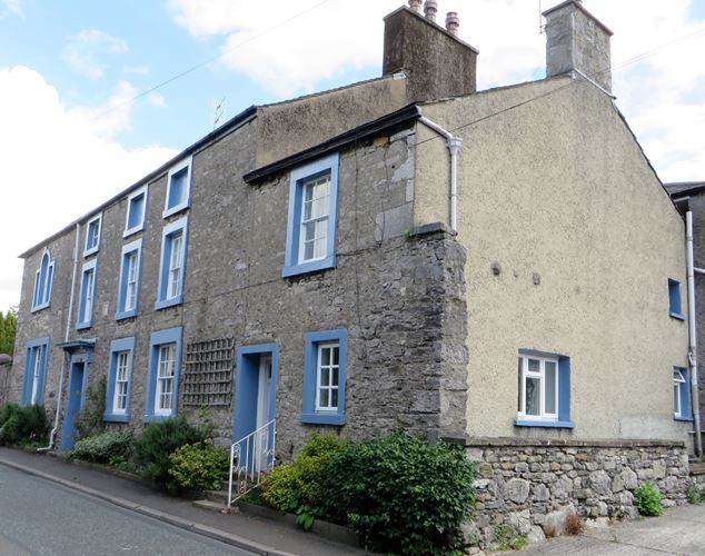 MANOR HOUSE, BurtoninKendal 1204477 Historic England