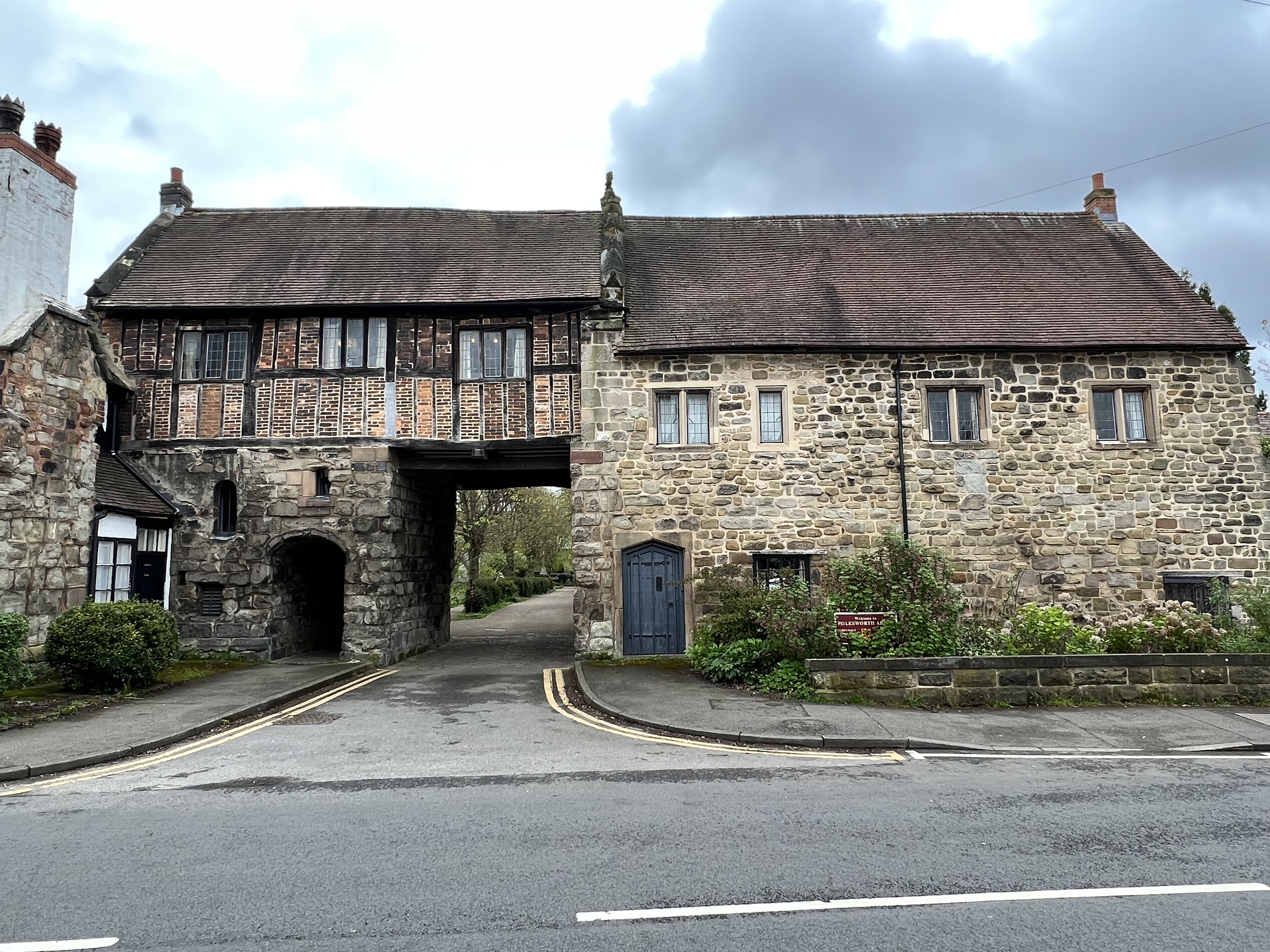 Abbey Gatehouse, Polesworth from the street