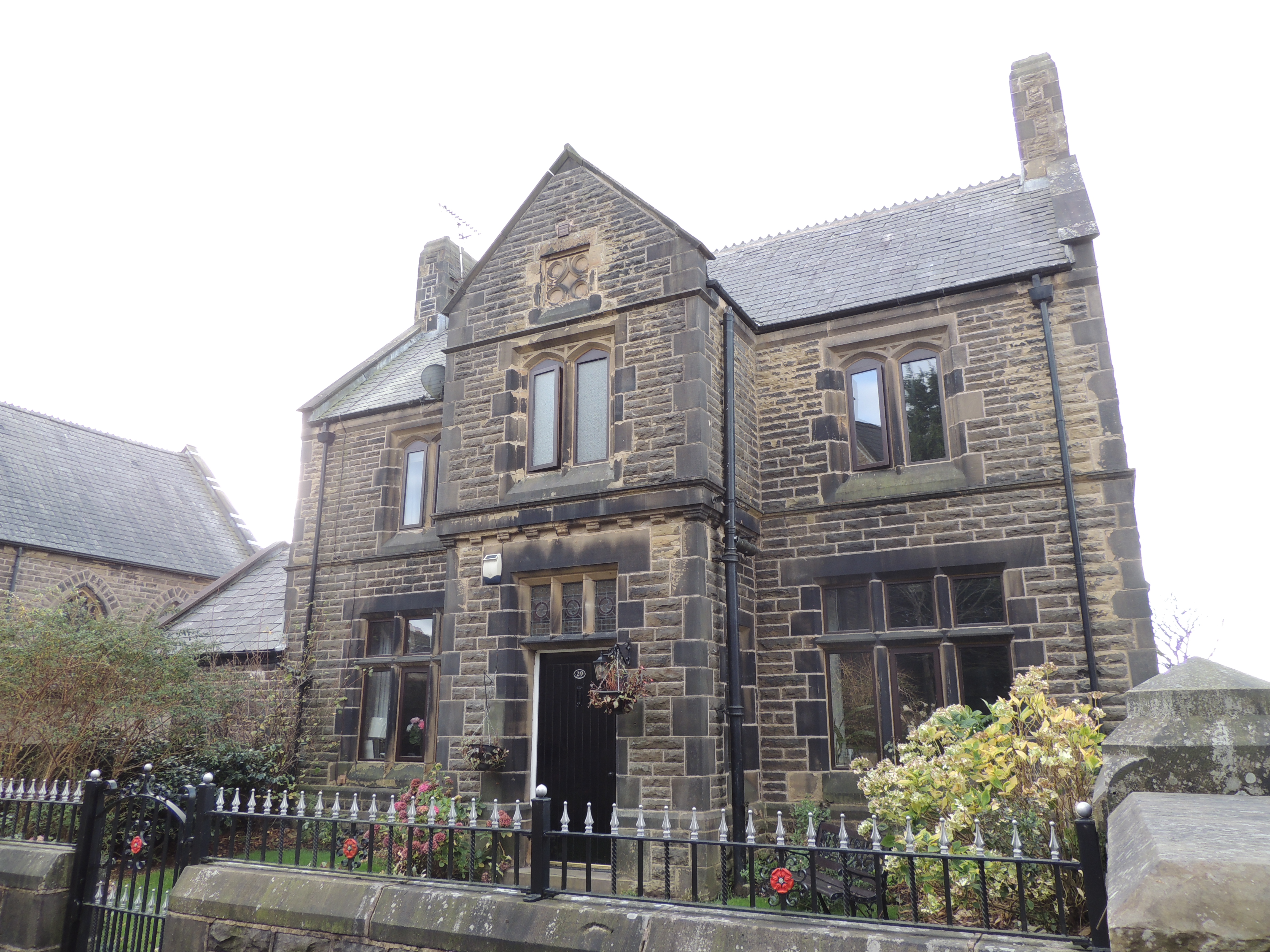 The former Caretaker's House to Manchester Road Methodist Church, from the mid 19th century, now a private dwelling. 