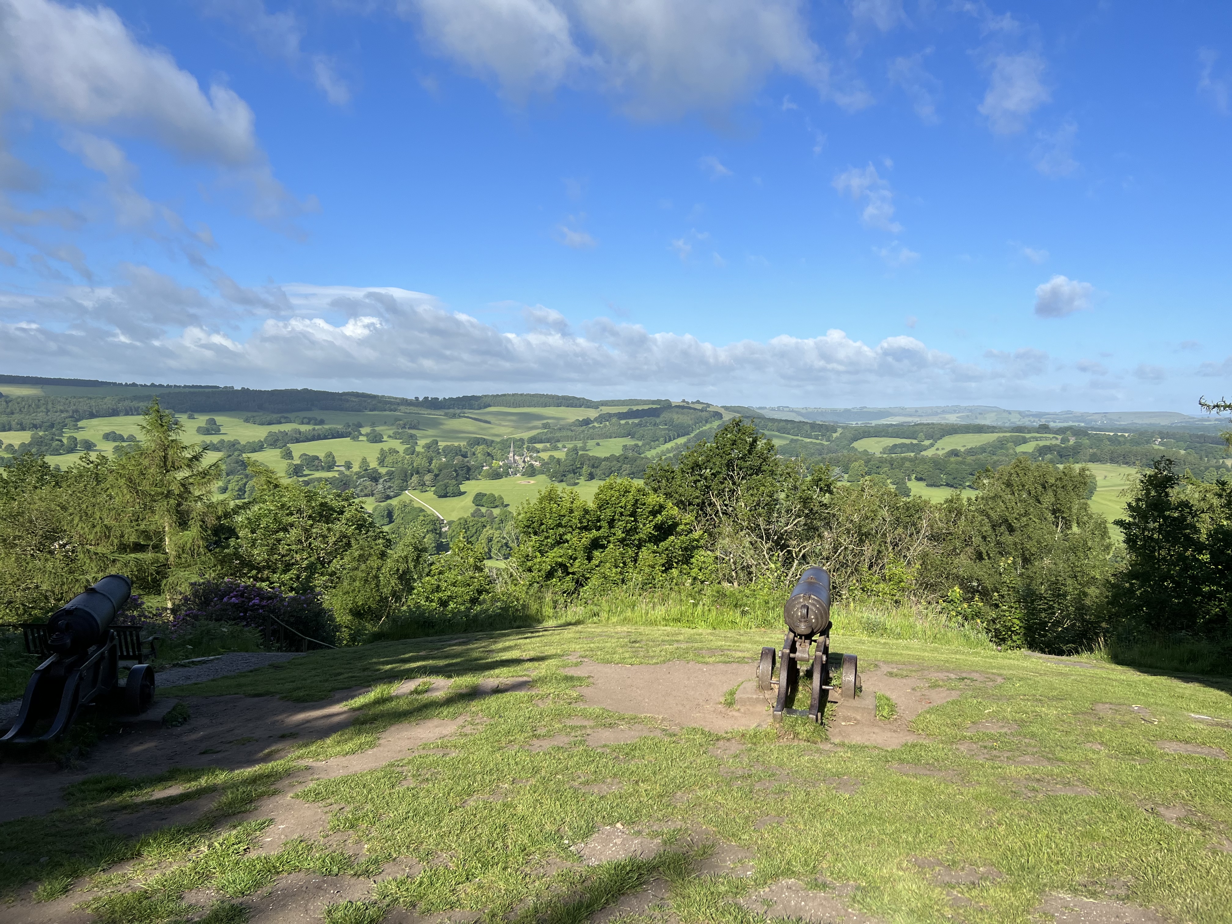 Stunning views, great rental, a few crowds admiring the views by day (as we have before).