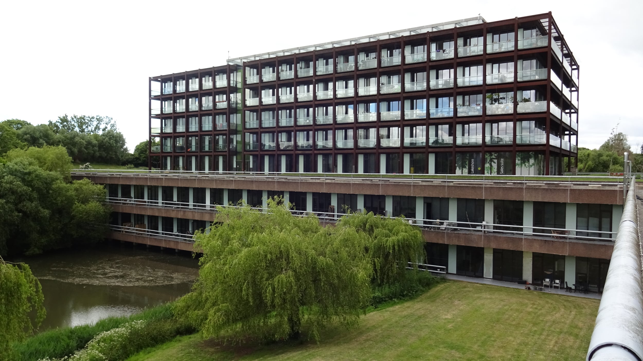 imperial tobacco uk head office Lakeshore, the former Wills Tobacco Headquarters, Non Civil Parish -  1380423