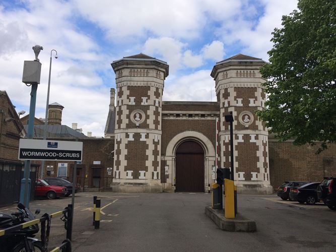 Gatehouse at HMP Wormwood Scrubs, Non Civil Parish - 1393182 | Historic ...