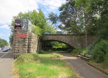 Derwent Walk Express And Supporting Bridge Abutment And Approach Spans Non Civil Parish 1437836 Historic England