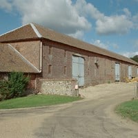Find Top Stables in Cuckfield, Oct 2023