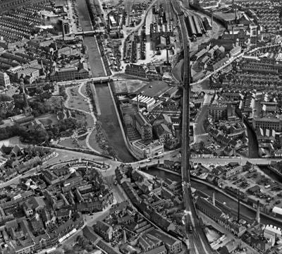 Patons & Baldwins West Bridge Worsted Spinning Mills, the Castle Gardens and environs, Leicester, 1935