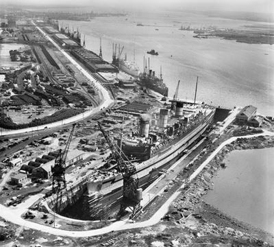 Queen Mary in dry dock, Southampton, 1947