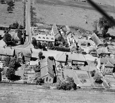 The High Street, Avebury, 1947