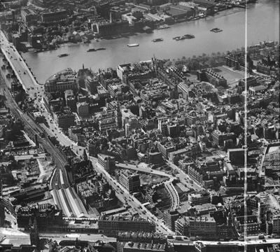 The area around Farringdon Street and Fleet Street, London, 1949. This image was marked by Aerofilms Ltd for photo editing.