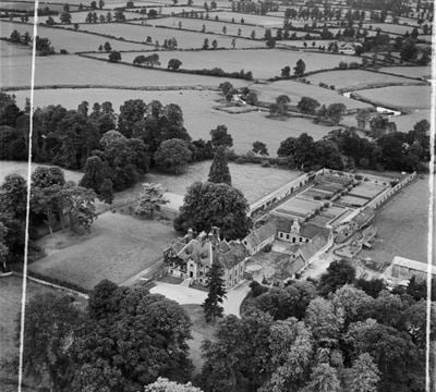 Fontmell Parva House, Fontmell Parva, 1949. This image was marked by Aerofilms Ltd for photo editing.