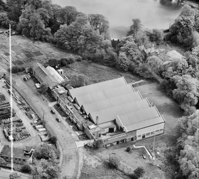 The Worcester Brass Co Ltd Works on Ebury Road, Lifford, 1952. This image was marked by Aerofilms Ltd for photo editing.