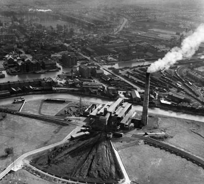 Castle Meads Power Station and the docks, Gloucester, 1949. This image has been produced from a print.