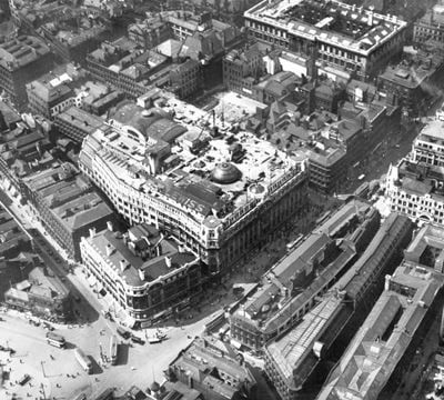 Lewis's Department Store and environs, Manchester, 1927. This image has been produced from a copy-negative.