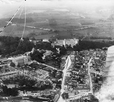 Arundel Castle and the Cathedral of Our Lady, Arundel, 1920