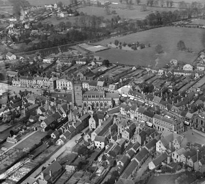 St Nicholas's Church and the town centre, Newport, 1921