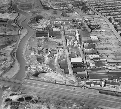 Howards and Sons Ltd Uphall Chemical Works, Loxford, 1935