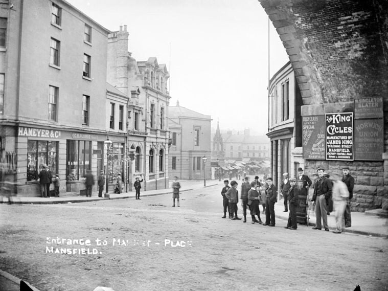 /localA streetview with children outside a shop