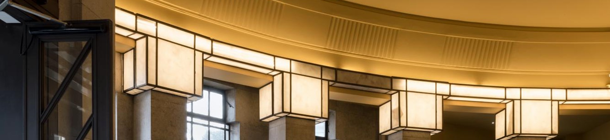 photo of original Art Deco lights in the foyer of Broadcasting House, London