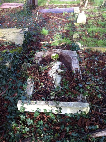 Tomb of James Ward, Grade II, #1389200 (before)