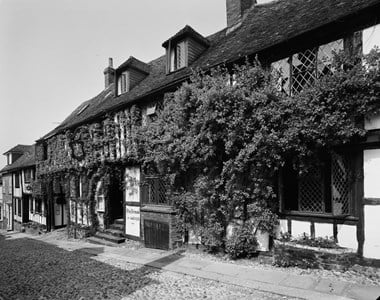 Black and white photo of the Mermaid Inn, Rye