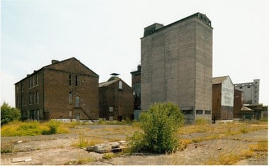 The derelict maltings in 2006