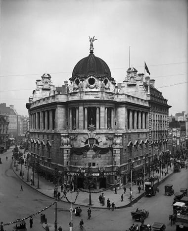An Edwardian view of the Stand and Aldwych, showing the New Gaiety Theatre. Within there lay substantial amounts of steel, including giant girders that supported the tiers.