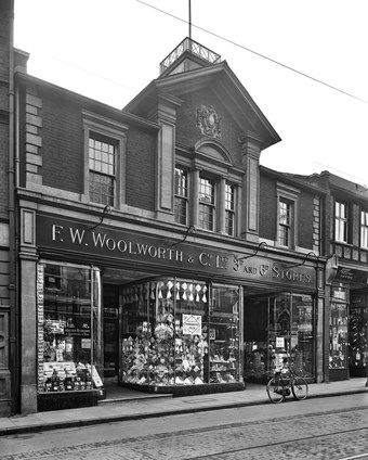 Woolworth's store 41 in Kingston upon Thames, photograph taken 1920