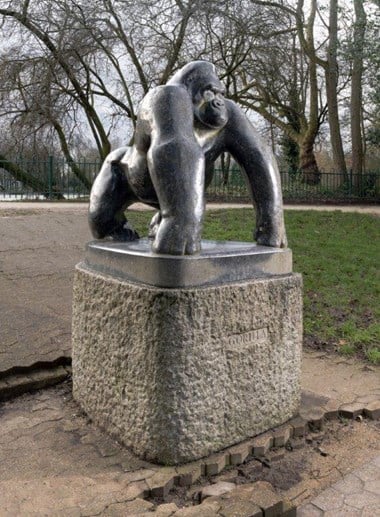 Gorilla by David Wynne, 1962. Crystal Palace Park (originally in the Children’s Zoo), London. Listed Grade II © Historic England