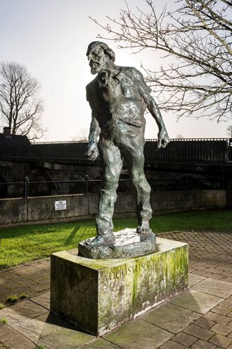 Statue of Artist Augustus John by Ivor Robert-Jones, Fordingbridge, 1964-67. Listed Grade II © Historic England