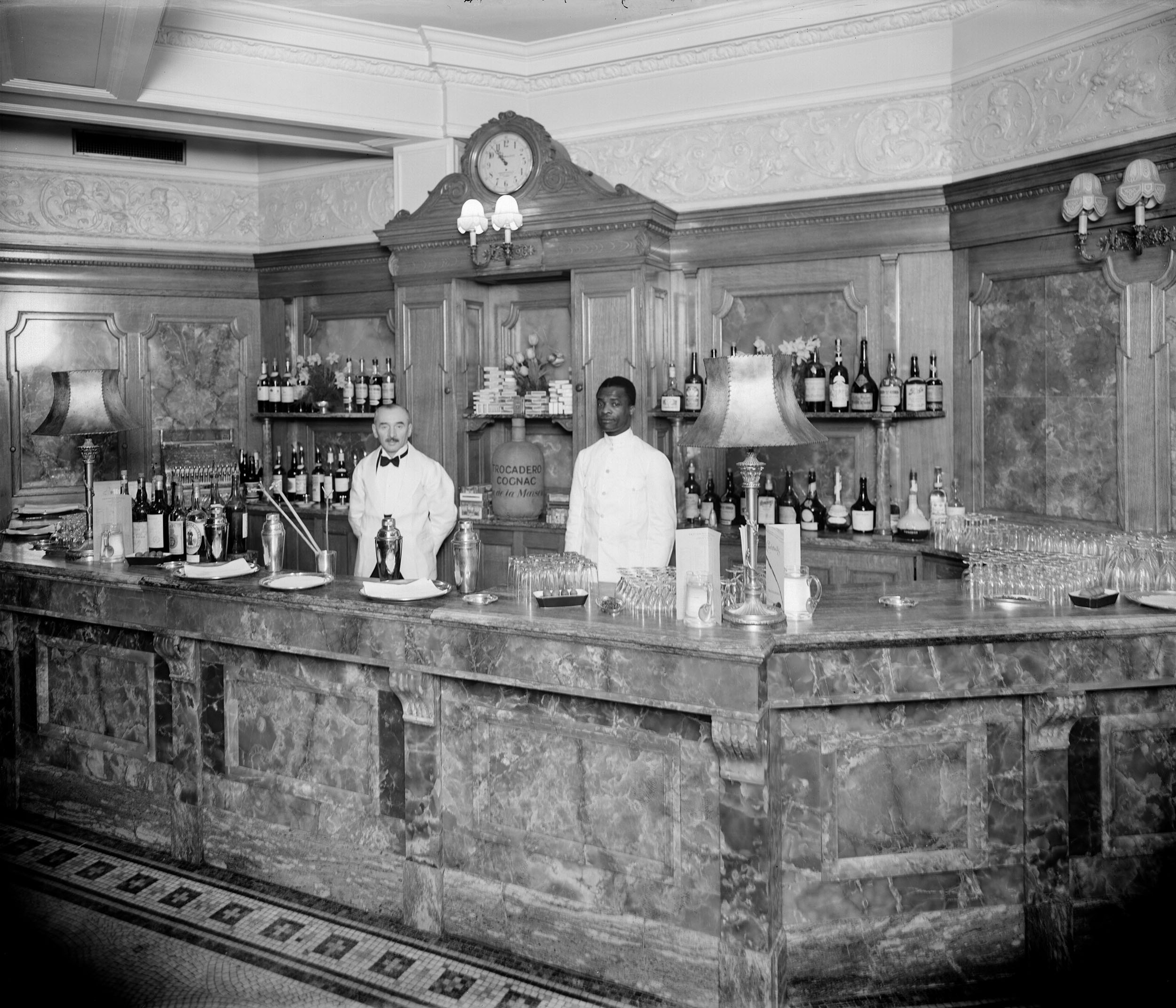 1940s gay bar london england