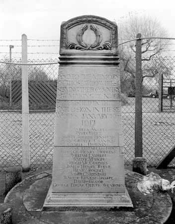 Silvertown , East London. Monument to 18 workers and 73 local residents killed in an accidental explosion at the Brunner Mond & Co Ltd TNT factory on 19 January 1917. Listed Grade II (BB95/10090)