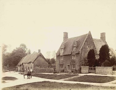 Houses in the village of Hinton In The Hedges