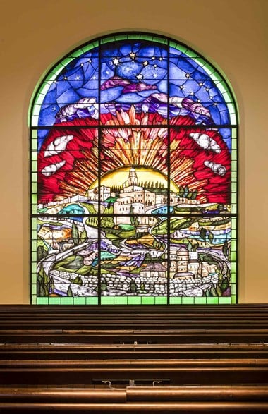 'Mount Zion' window by Maurice Sochachewsky at Hampstead Synagogue